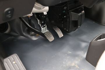 ����翨 2.5T 3.015�׵��Ŵ��綯�������䳵 41.86kWhͼƬ