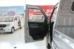 五菱 荣光小卡 舒适型 2.4T 2.71米单排纯电动栏板小卡(LZW1029EVA6EAU)41.5kWh