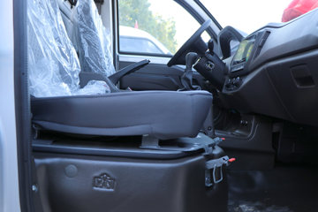  ٹ¿  1.8L 125  3.3׵΢()(˫̥)(LZW1030LT6B)ͼƬ
