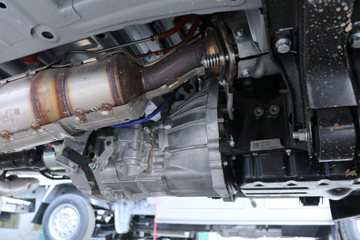  ٹ¿  1.8L 125  3.3׵΢()(˫̥)(LZW1030LT6B)ͼƬ