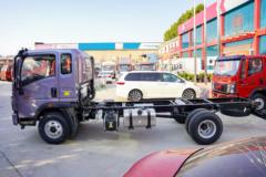 中国重汽HOWO 统帅 160马力 4.85米排半栏板载货车(国六)(ZZ1117G3815F112)