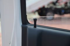 跃进 福星S80 1.5L 113马力 汽油 4.05米单排栏板小卡(SH1033PEGCNZ1)