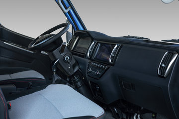 һ������ ��Ű���1ϵV6 102���� 3.02�׵��������Ῠ(����)ͼƬ