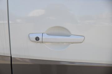 ������Խ ��Խ��V5 ������ 122���� 1.6L���� 7�������ͼƬ