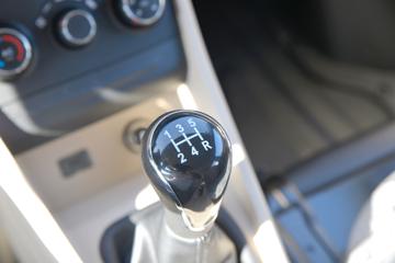 ������Խ ��Խ��V5 ������ 122���� 1.6L���� 7�������ͼƬ