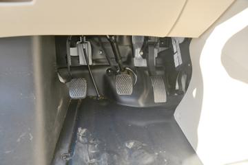 ������Խ ��Խ��V5 ������ 122���� 1.6L���� 7�������ͼƬ