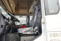 陕汽重卡 德龙X5000 经典版 460马力 6X4 危险品牵引车(国六)(SX4259XD4WQ1)