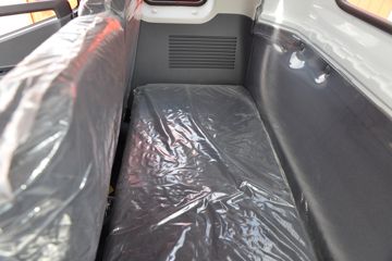 Ծ�� ��ԽC300 132���� 3.82���Ű������Ῠ(����)(SH1043ZFDCWZ6)ͼƬ