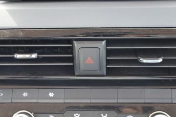 Ծ�� ��ԽC300 132���� 3.82���Ű������Ῠ(����)(SH1043ZFDCWZ6)ͼƬ