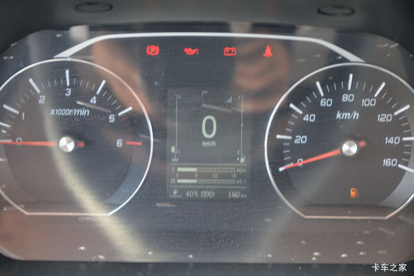 ��ԽCϵ�ػ������л��ȴ����� �����ߴ�0.68��