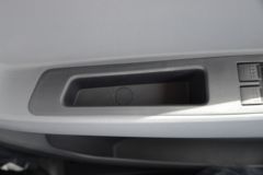 跃进 超越C300 132马力 3.82米排半栏板轻卡(国六)(SH1043ZFDCWZ6)