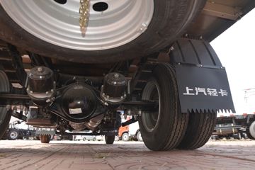 Ծ�� ��ԽC300 132���� 3.82���Ű������Ῠ(����)(SH1043ZFDCWZ6)ͼƬ