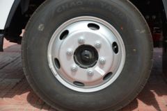 跃进 超越C300 132马力 3.82米排半栏板轻卡(国六)(SH1043ZFDCWZ6)