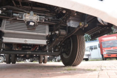 跃进 超越C300 132马力 3.82米排半栏板轻卡(国六)(SH1043ZFDCWZ6)