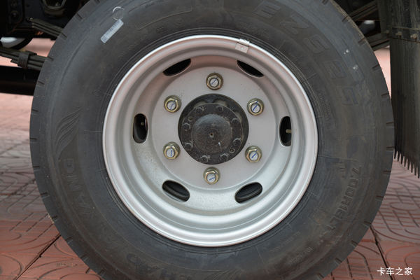 ��ԽCϵ�ػ������л��ȴ����� �����ߴ�0.5��