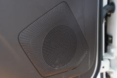 江铃 凯威中体 150马力 4.155米单排栏板轻卡(国六)(JX1048TGA26)