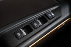 江铃 凯威中体 150马力 4.155米单排栏板轻卡(国六)(JX1048TGA26)