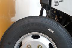 江铃 凯威中体 150马力 4.155米单排栏板轻卡(国六)(JX1048TGA26)