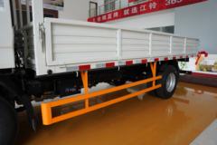 江铃 凯威中体 150马力 4.155米单排栏板轻卡(国六)(JX1048TGA26)