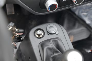 ������Խ��D5 PLUS ����� 2.0L 144���� 3.95�׵�������΢��(����)ͼƬ