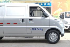 五菱EV50&nbsp;电动封闭厢货外观图片