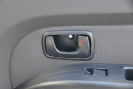 五菱EV50&nbsp;电动封闭厢货驾驶室图片