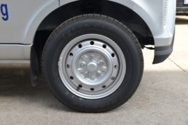 五菱EV50&nbsp;电动封闭厢货底盘图片