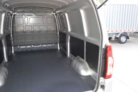 五菱EV50&nbsp;电动封闭厢货货厢图片