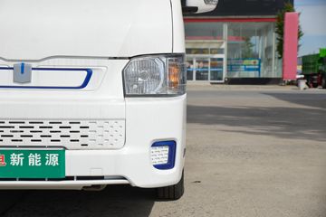 Զ E6 ׼ 3.5T 5.45׵Ͷ綯ջ50.23kWhͼƬ