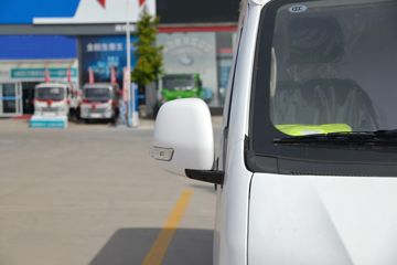 Զ E6 ׼ 3.5T 5.45׵Ͷ綯ջ50.23kWhͼƬ