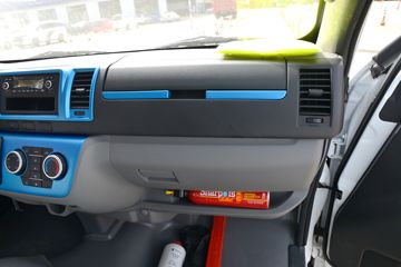 Զ�� E6 ��׼�� 3.5T 5.45�׵Ͷ����綯��ջ���50.23kWhͼƬ