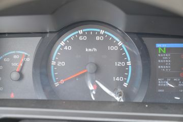 Զ�� E6 ��׼�� 3.5T 5.45�׵Ͷ����綯��ջ���50.23kWhͼƬ