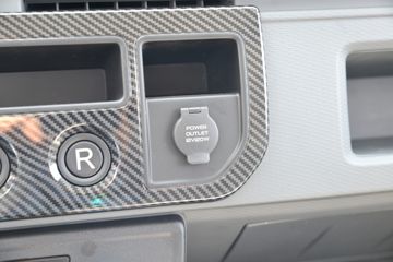 Զ�� ����V6E 2022�� ��ֵ�� 3T 4.845�״��綯��ջ���(M1)41.86kWhͼƬ