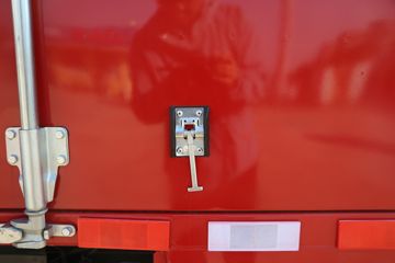���� ˧��S7 160���� 4.12�׵�����ʽ�Ῠ(����)ͼƬ