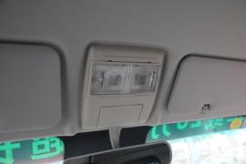 新海狮EV&nbsp;电动封闭厢货驾驶室图片