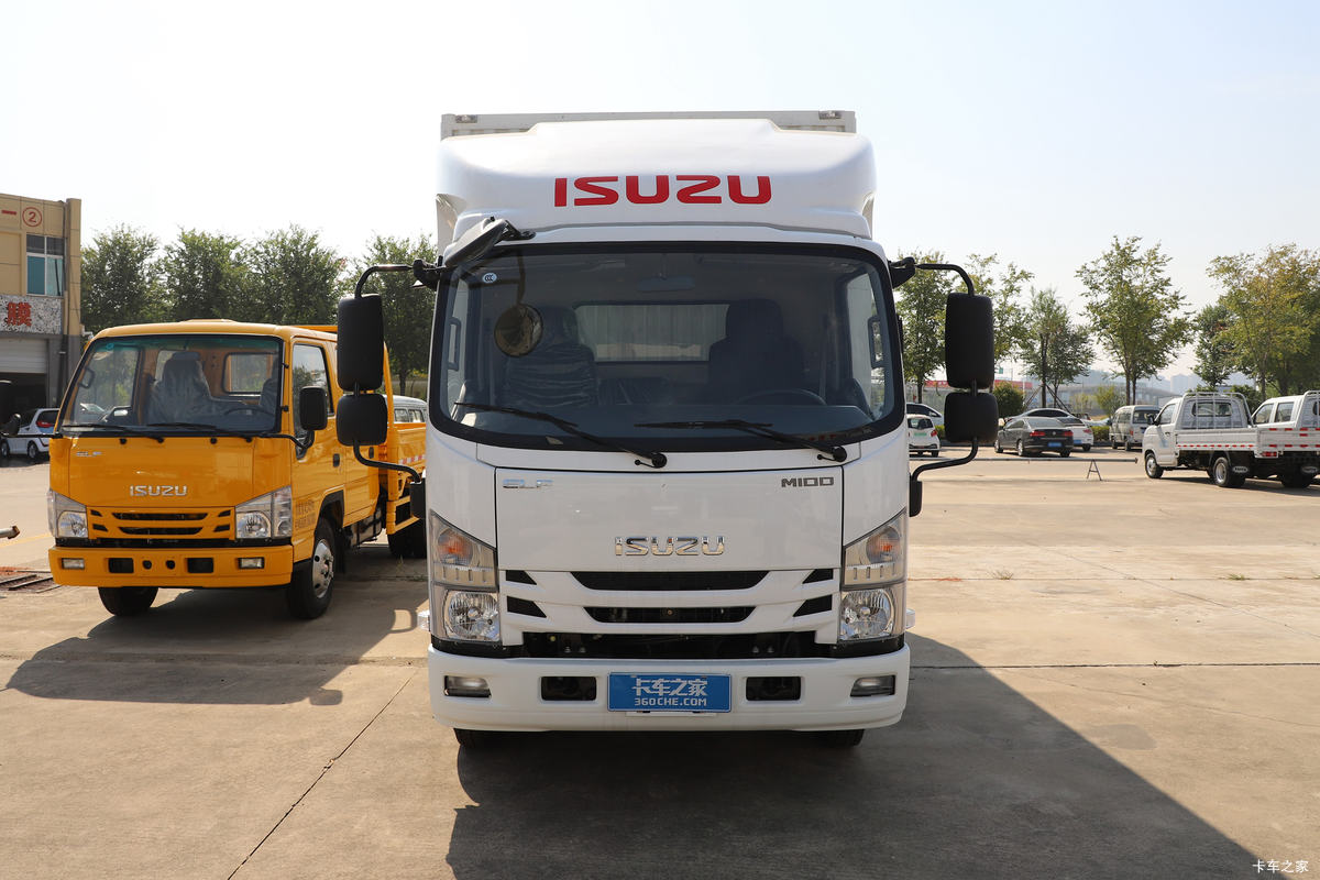 庆铃 五十铃KV100 120马力 4.13米单排厢式轻卡(国六)