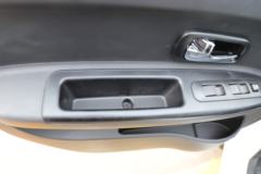 金杯 金海狮 2021款 旅行狮 112马力 1.5L 6座多用途乘用车