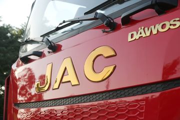 ���� ����˹T9 220���� 4X2 6.8��AMT�Զ����Ű���ʽ�ػ���(����)(HFC5181XXYB80K1E2S)ͼƬ