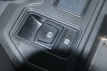 ���� ����˹T9 220���� 4X2 6.8��AMT�Զ����Ű���ʽ�ػ���(����)(HFC5181XXYB80K1E2S)ͼƬ