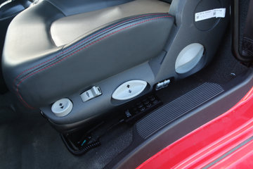 ���� ����˹T9 220���� 4X2 6.8��AMT�Զ����Ű���ʽ�ػ���(����)(HFC5181XXYB80K1E2S)ͼƬ