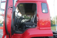 江淮 德沃斯T9 220马力 4X2 6.8米AMT自动挡排半厢式载货车(国六)(HFC5181XXYB80K1E2S)