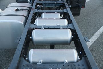 ���� ����˹T9 220���� 4X2 6.8��AMT�Զ����Ű���ʽ�ػ���(����)(HFC5181XXYB80K1E2S)ͼƬ