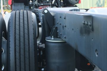 ���� ����˹T9 220���� 4X2 6.8��AMT�Զ����Ű���ʽ�ػ���(����)(HFC5181XXYB80K1E2S)ͼƬ