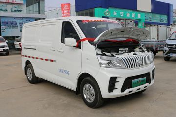 ���� ���EM60 2022�� 2.58T 2�� ���綯��ʽ���䳵(������)41.86kWhͼƬ