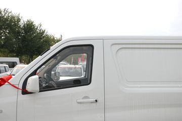 ���� ���EM60 2022�� 2.58T 2�� ���綯��ʽ���䳵(������)41.86kWhͼƬ