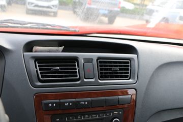 ���� ���EM60 2022�� 2.58T 2�� ���綯��ʽ���䳵(������)41.86kWhͼƬ