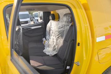 ������ʮ�� ����S ����� 2.4T���� 211���� ���� ˫��Ƥ��(���̰�)(����)ͼƬ