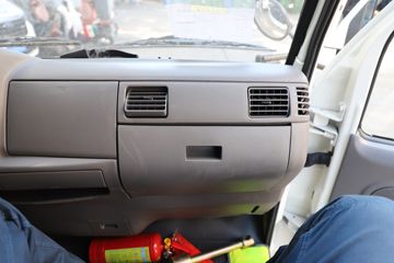 ���� ˳��С�� 122���� 3.32��˫����ʽ�Ῠ(����)(JX5041XXYTSGA26)ͼƬ