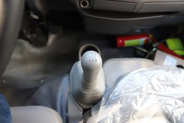 ���� ˳��С�� 122���� 3.32��˫����ʽ�Ῠ(����)(JX5041XXYTSGA26)ͼƬ