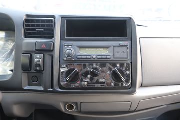 ���� ˳��С�� 122���� 3.32��˫����ʽ�Ῠ(����)(JX5041XXYTSGA26)ͼƬ